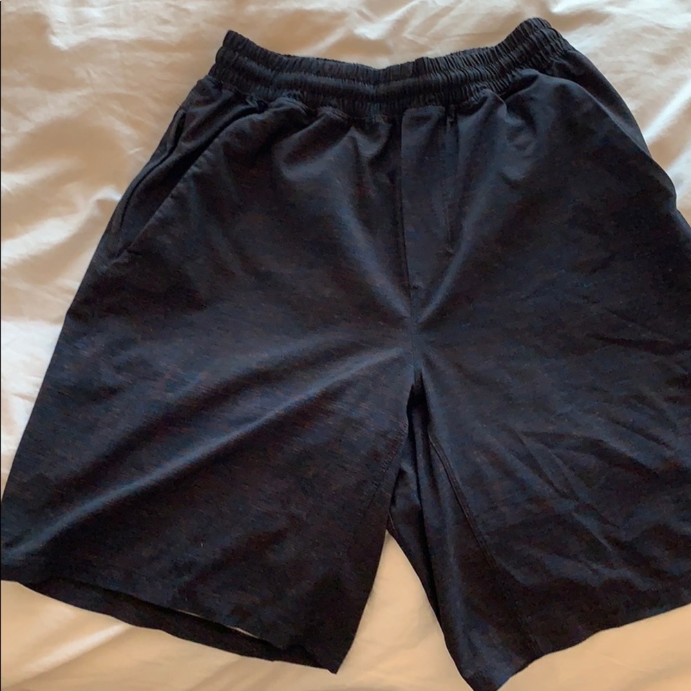 Lululemon pace breaker shorts size small